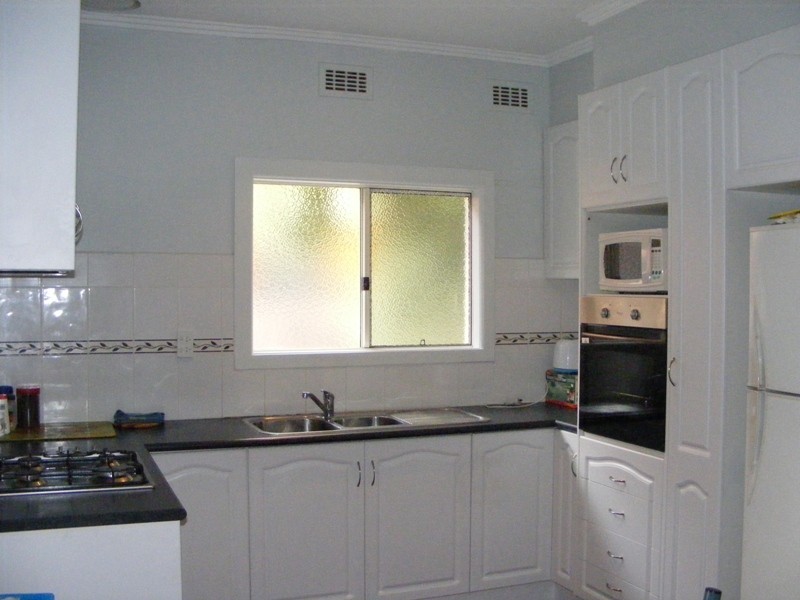 1/102 Herbert Street, Dandenong VIC 3175