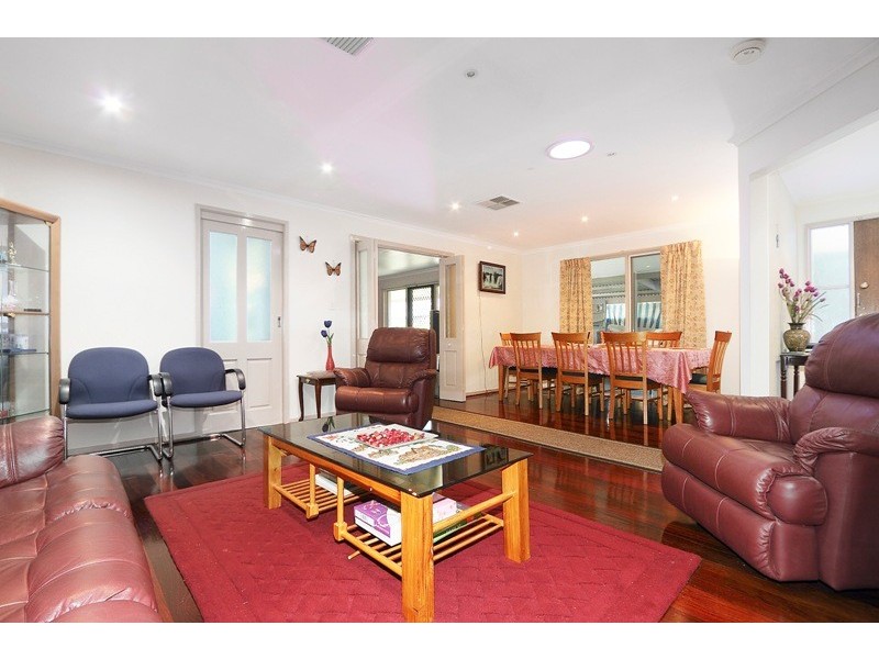 12 Eva Court, Hallam VIC 3803
