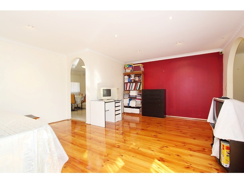 100 Loch Road, Dandenong North VIC 3175
