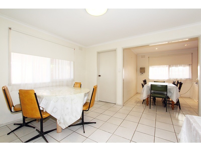 100 Loch Road, Dandenong North VIC 3175