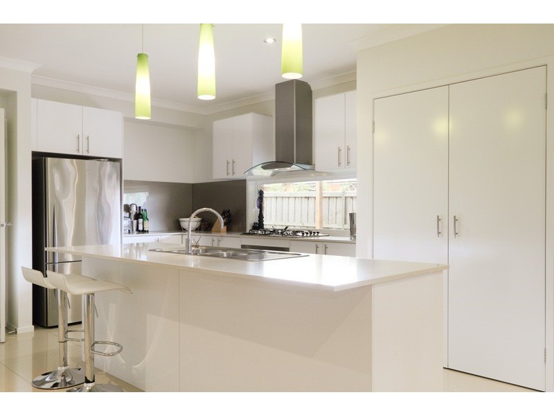 18 Viewline Way, Lyndhurst VIC 3975