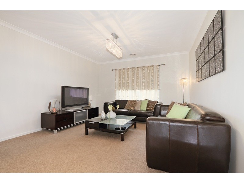 18 Viewline Way, Lyndhurst VIC 3975