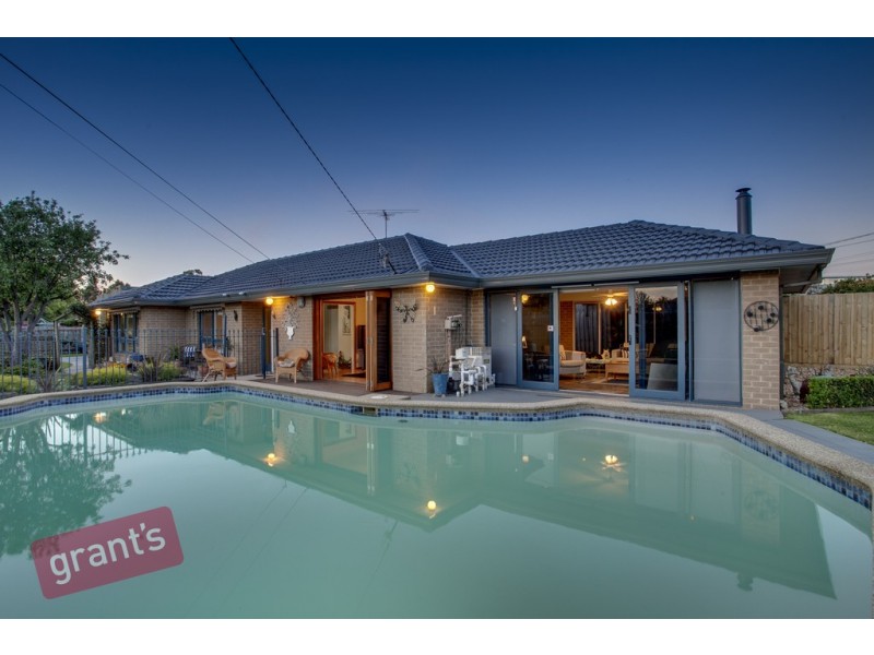 2 Western Way, Narre Warren VIC 3805