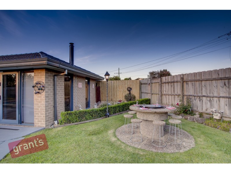2 Western Way, Narre Warren VIC 3805
