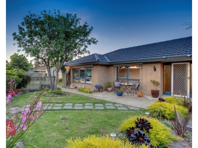 2 Western Way, Narre Warren VIC 3805