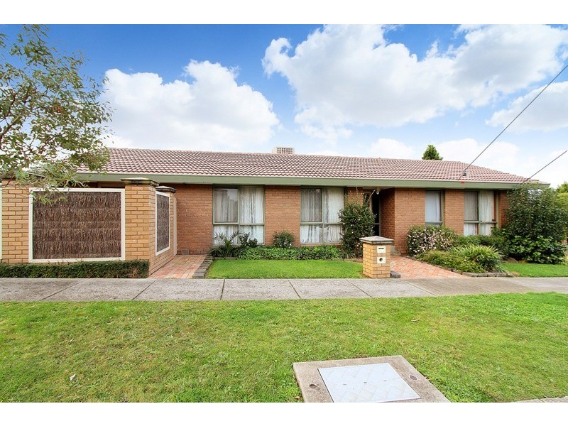 2 Towong Street, Dandenong North VIC 3175