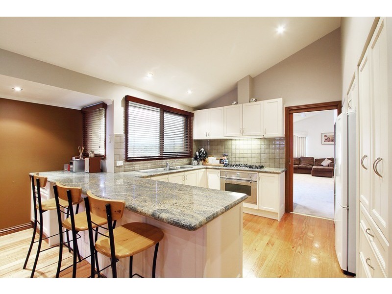 2 Towong Street, Dandenong North VIC 3175