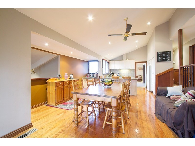 2 Towong Street, Dandenong North VIC 3175