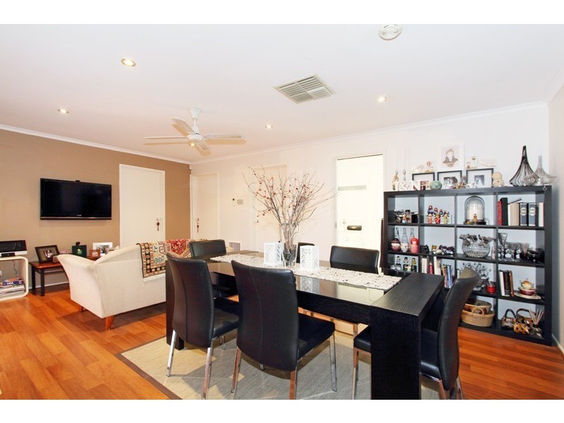 4 Heatherlea Crescent, Narre Warren VIC 3805