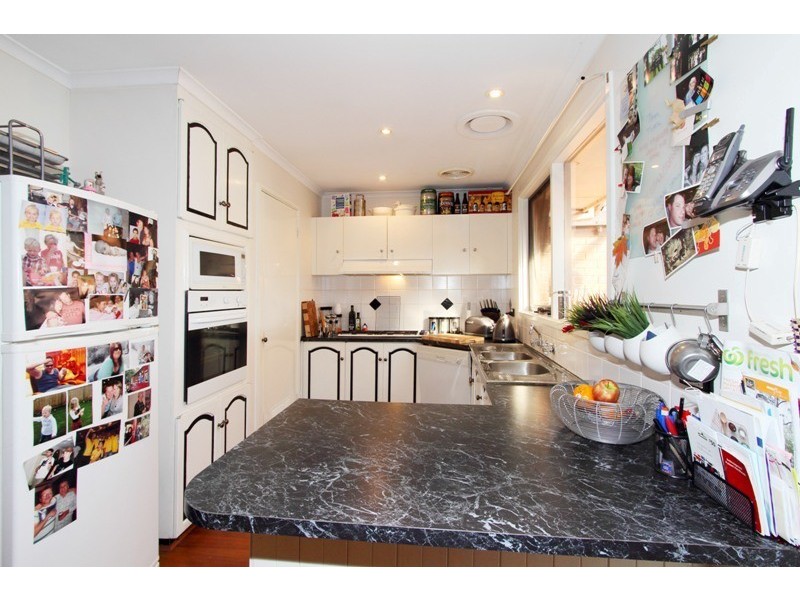 4 Heatherlea Crescent, Narre Warren VIC 3805