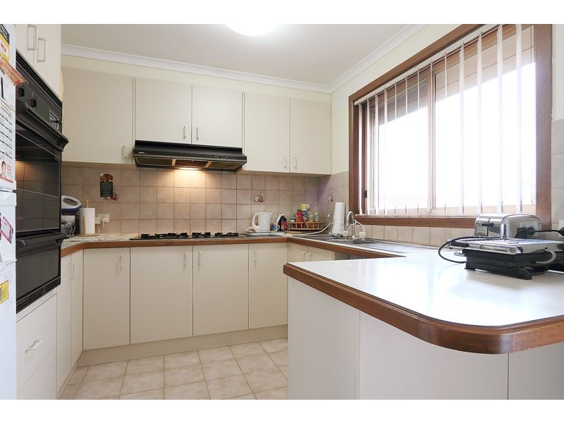 2/241 Power Road, Endeavour Hills VIC 3802