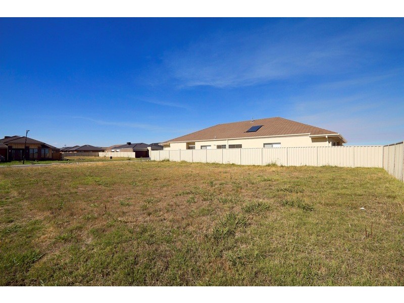 16 Audley Street, Pakenham VIC 3810