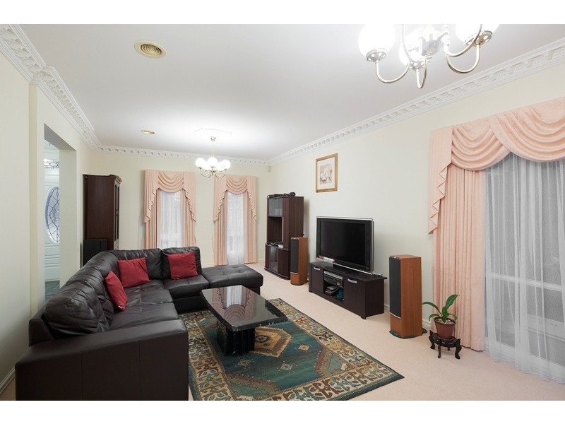 45 Shinners Avenue, Narre Warren VIC 3805