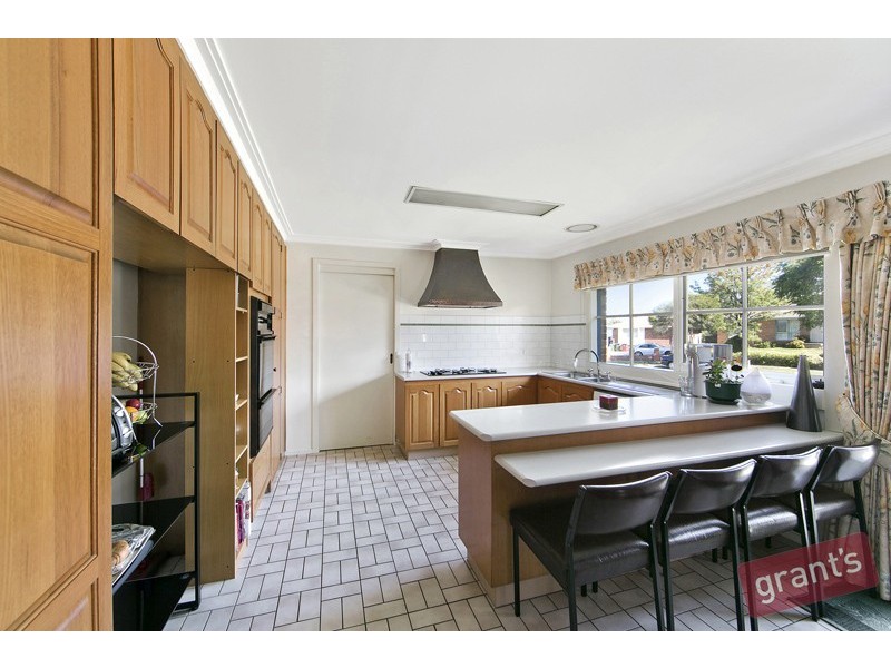 11 Elder Close, Hallam VIC 3803