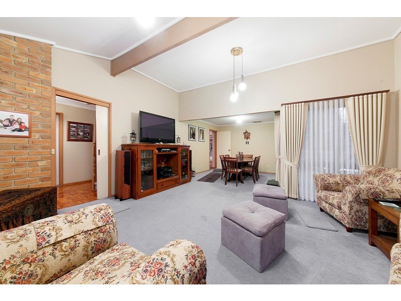6 Frost Court, Dandenong North VIC 3175