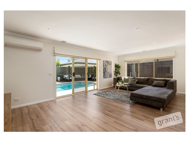 24 New England Way, Narre Warren VIC 3805