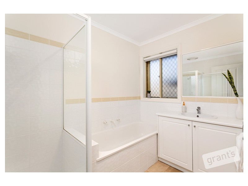 24 New England Way, Narre Warren VIC 3805