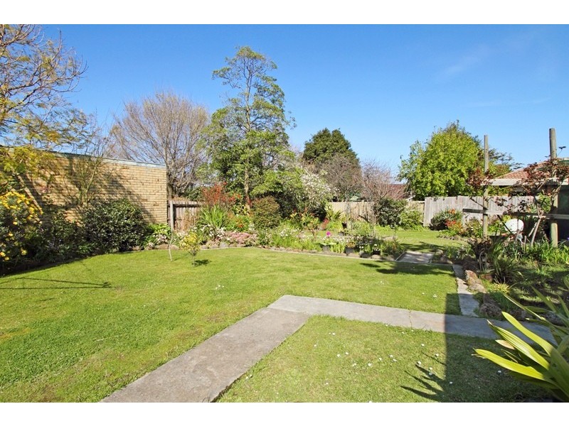 18 Grandview Avenue, Dandenong VIC 3175