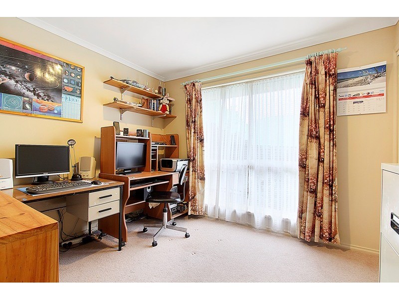 29/8 Monteith Crescent, Endeavour Hills VIC 3802