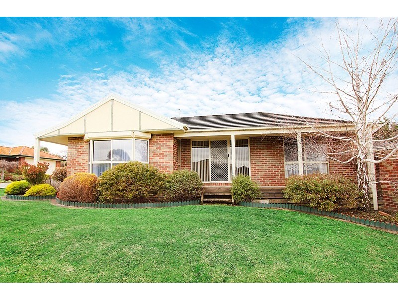 29/8 Monteith Crescent, Endeavour Hills VIC 3802