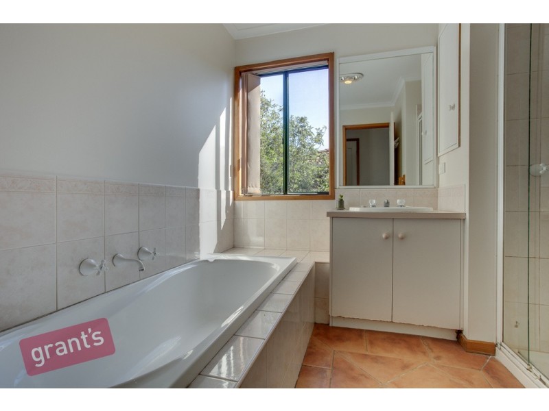 20 Horizon Boulevard, Hampton Park VIC 3976