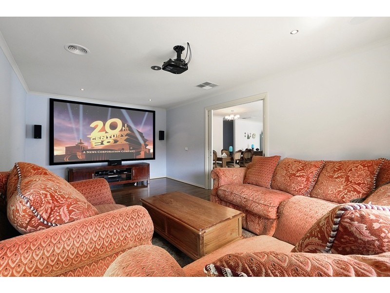 12 Tuscan Court, Lyndhurst VIC 3975