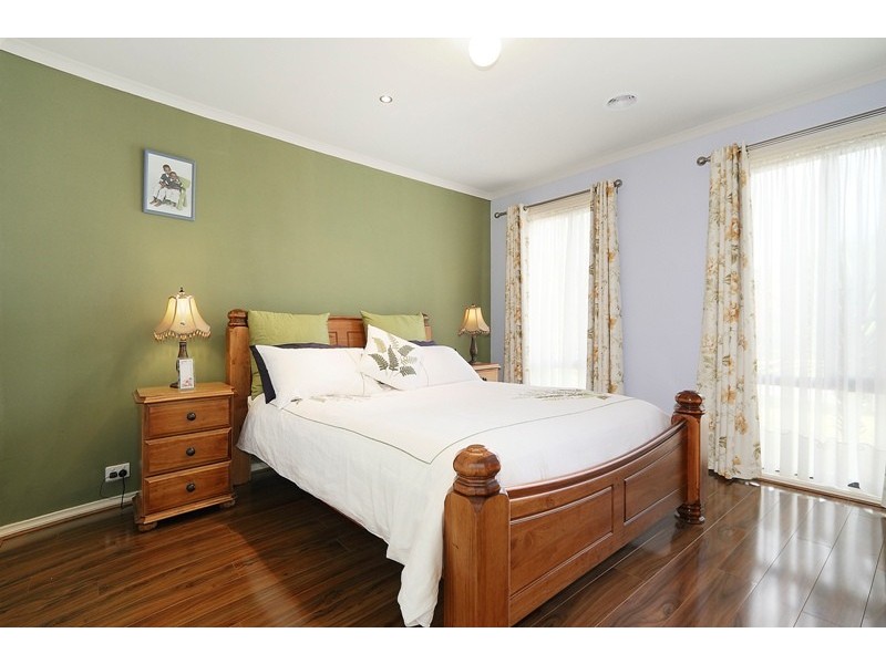 12 Tuscan Court, Lyndhurst VIC 3975