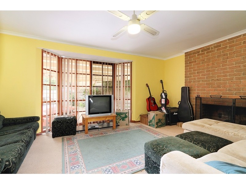 7 Hawker Gardens, Berwick VIC 3806