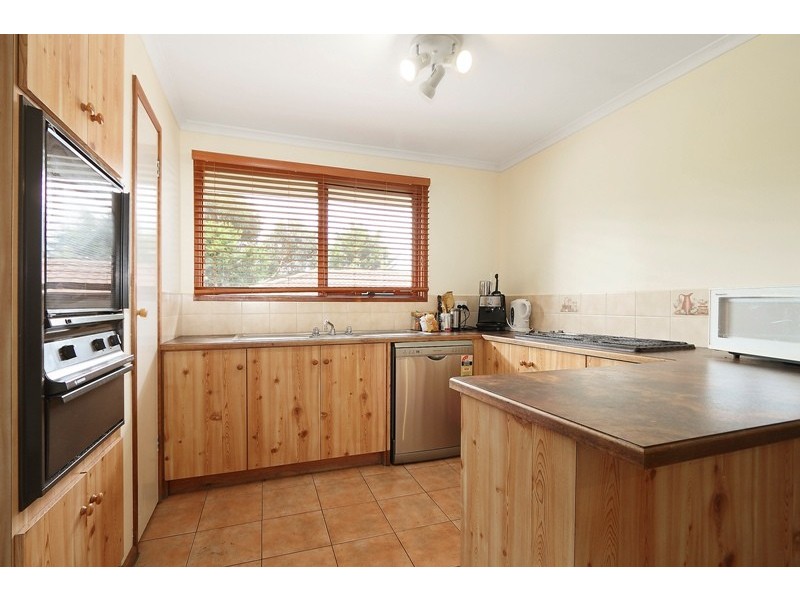 7 Hawker Gardens, Berwick VIC 3806