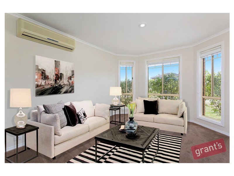 10 Ainsleigh Court, Narre Warren VIC 3805