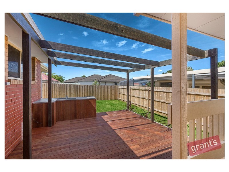 10 Ainsleigh Court, Narre Warren VIC 3805