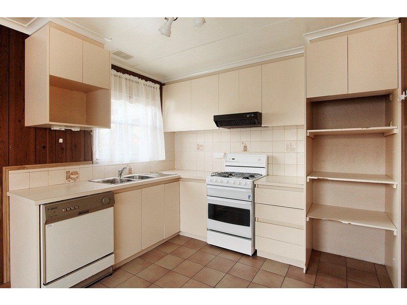 6 Scarlet Drive, Doveton VIC 3177