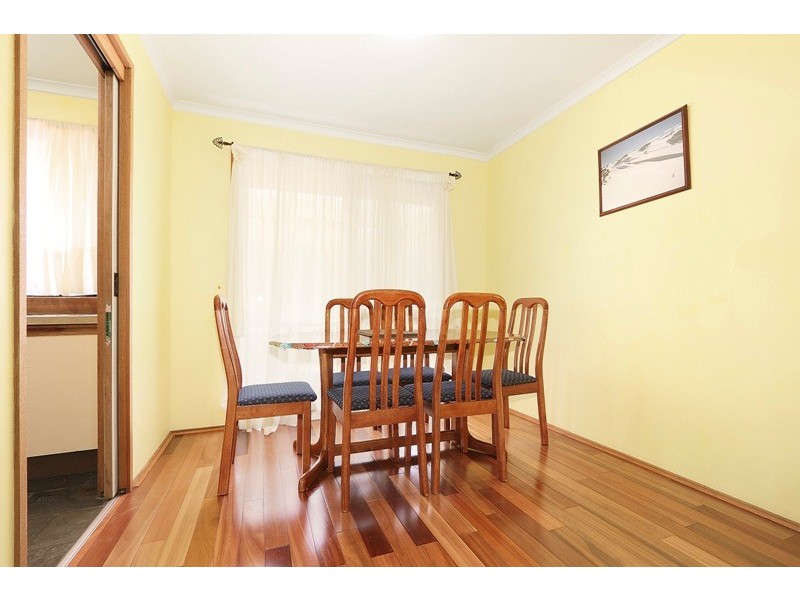 9 Gleneagles Drive, Endeavour Hills VIC 3802