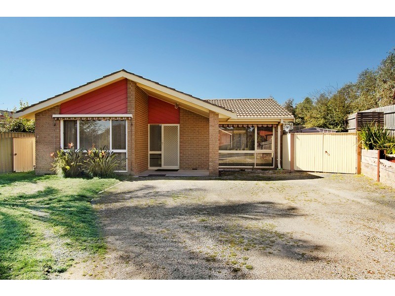 3 Avenel Place, Endeavour Hills VIC 3802