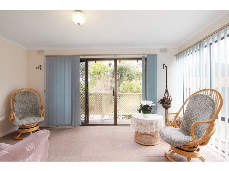 42 Alexander Avenue, Dandenong VIC 3175