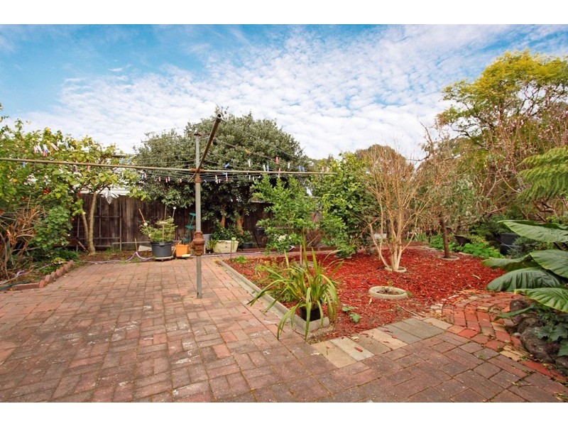 42 Alexander Avenue, Dandenong VIC 3175
