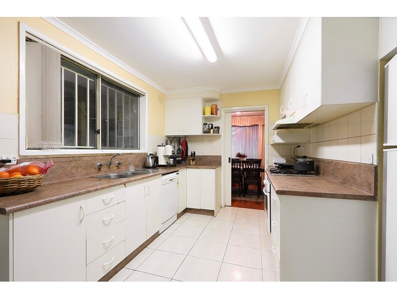 3 Sorbus Close, Endeavour Hills VIC 3802