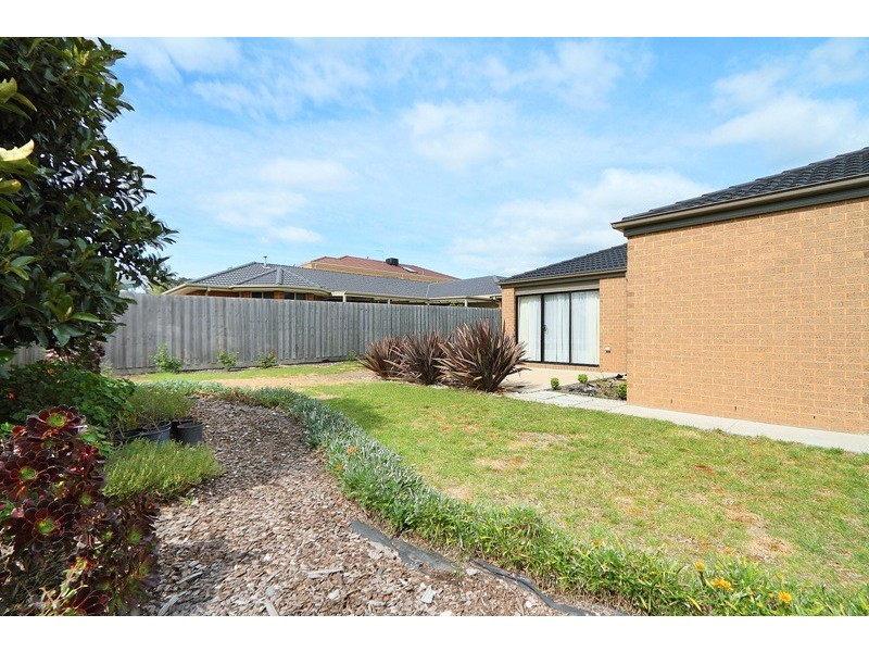 9 Willand Court, Hampton Park VIC 3976