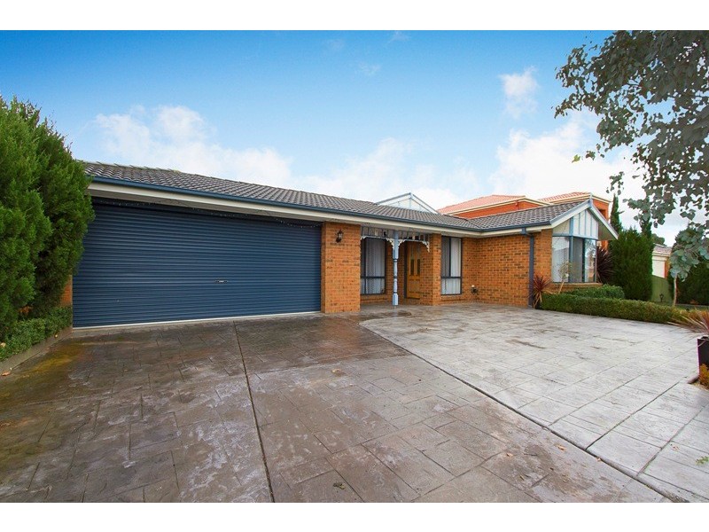45 Sallybrook Circuit, Narre Warren VIC 3805