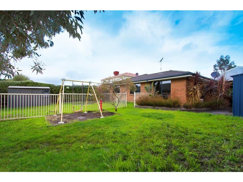 45 Sallybrook Circuit, Narre Warren VIC 3805