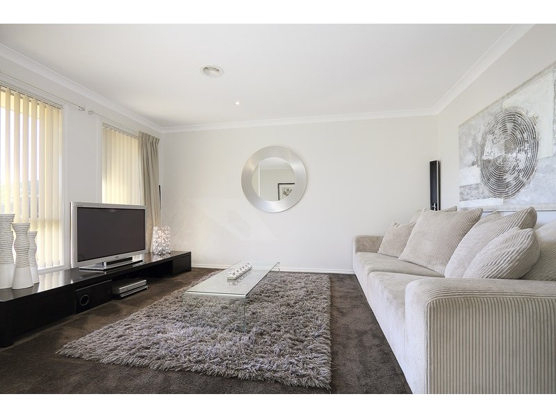 5 Rodlarni Crescent, Berwick VIC 3806