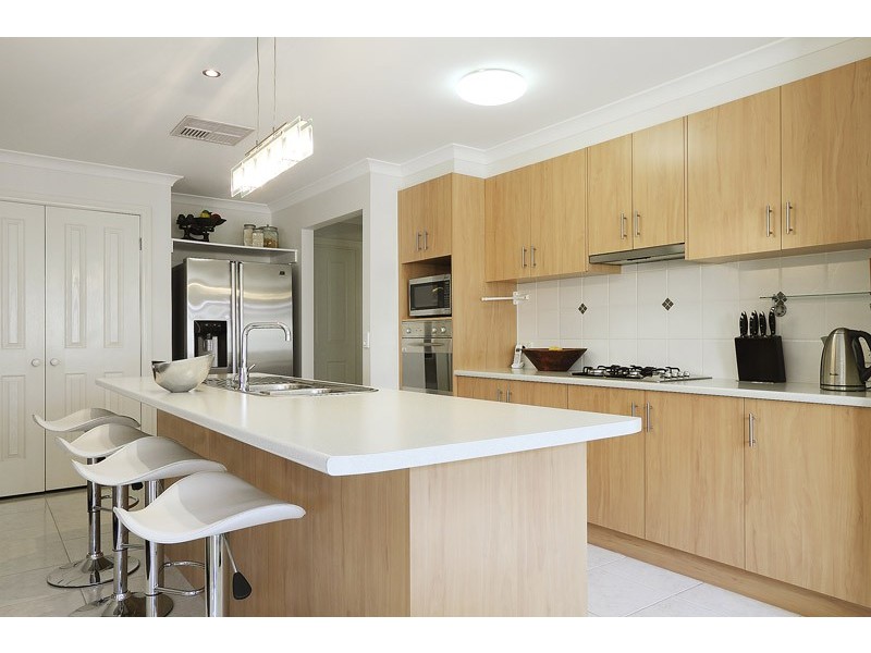 5 Rodlarni Crescent, Berwick VIC 3806