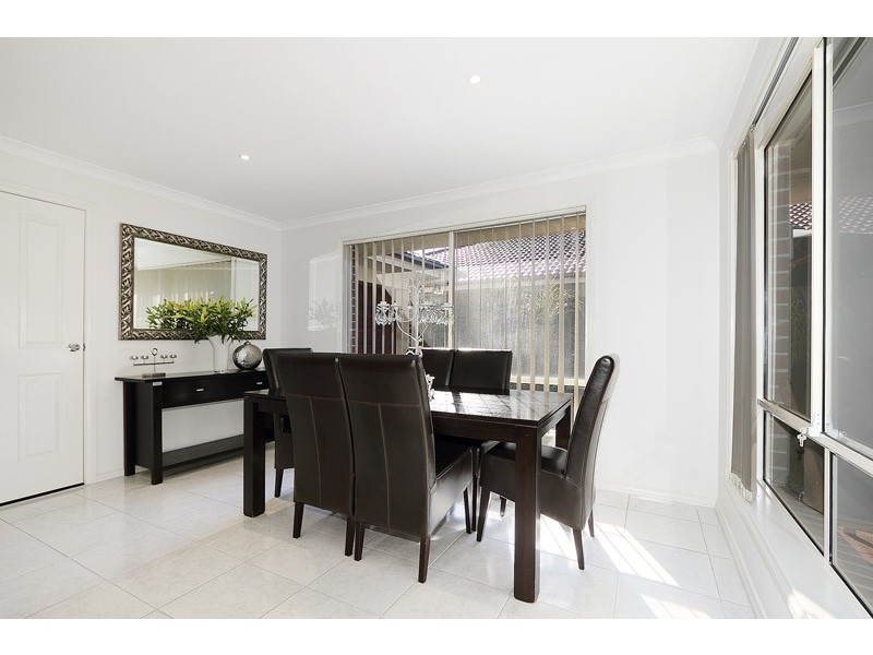 5 Rodlarni Crescent, Berwick VIC 3806