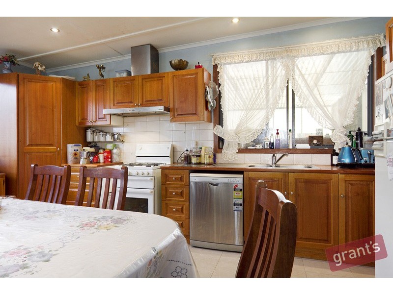 74 Pound Road, Hampton Park VIC 3976