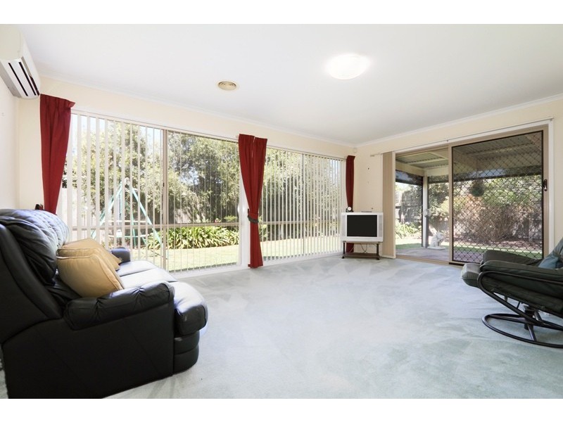 13 Somerset Court, Narre Warren South VIC 3805