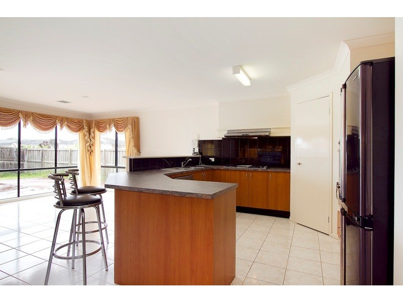 17 St Georges Road, Narre Warren South VIC 3805