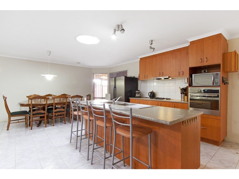 42 Tangerine Drive, Narre Warren South VIC 3805