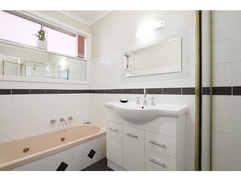 29 Philip Road, Hallam VIC 3803