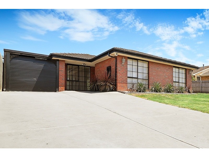 5 Weeden Crescent, Hallam VIC 3803
