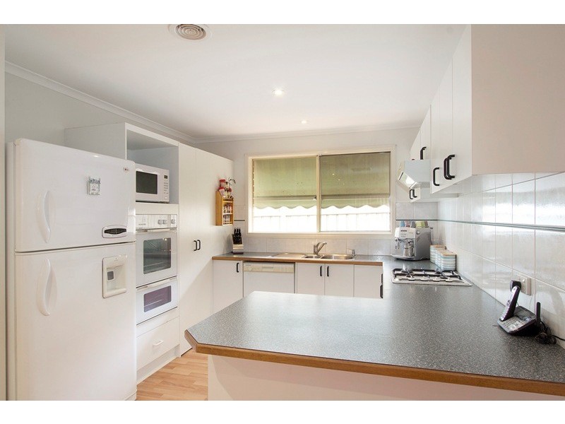 19 Janson Close, Narre Warren South VIC 3805